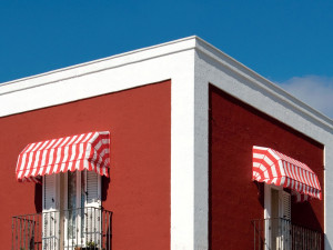 Тент с капюшоном