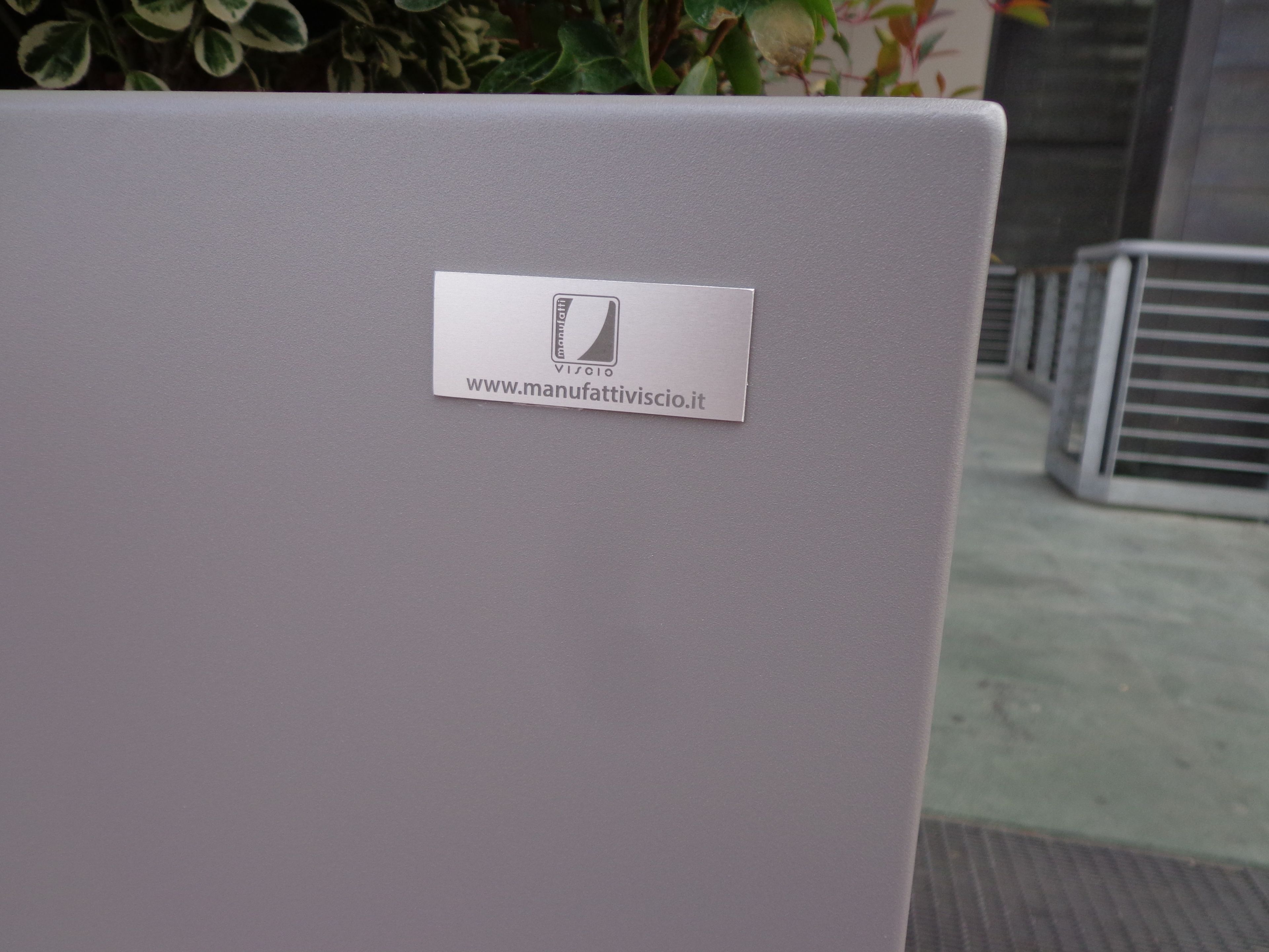 Квадратный плантатор из оцинкованного листа Viscio Urban Design FIORIERA ANTITERRORISMO ARCH-00086632 - Вид №7