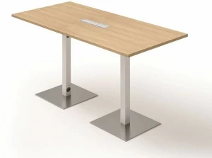 Quadrifoglio Прямоугольный стол для совещаний с системой управления кабелями Greko