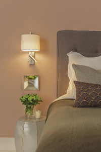 Регулируемая стальная лампа для чтения