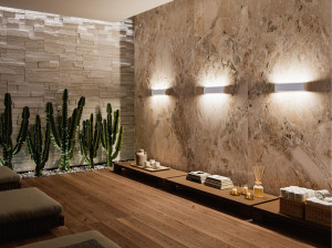 Металлический светодиодный настенный светильник