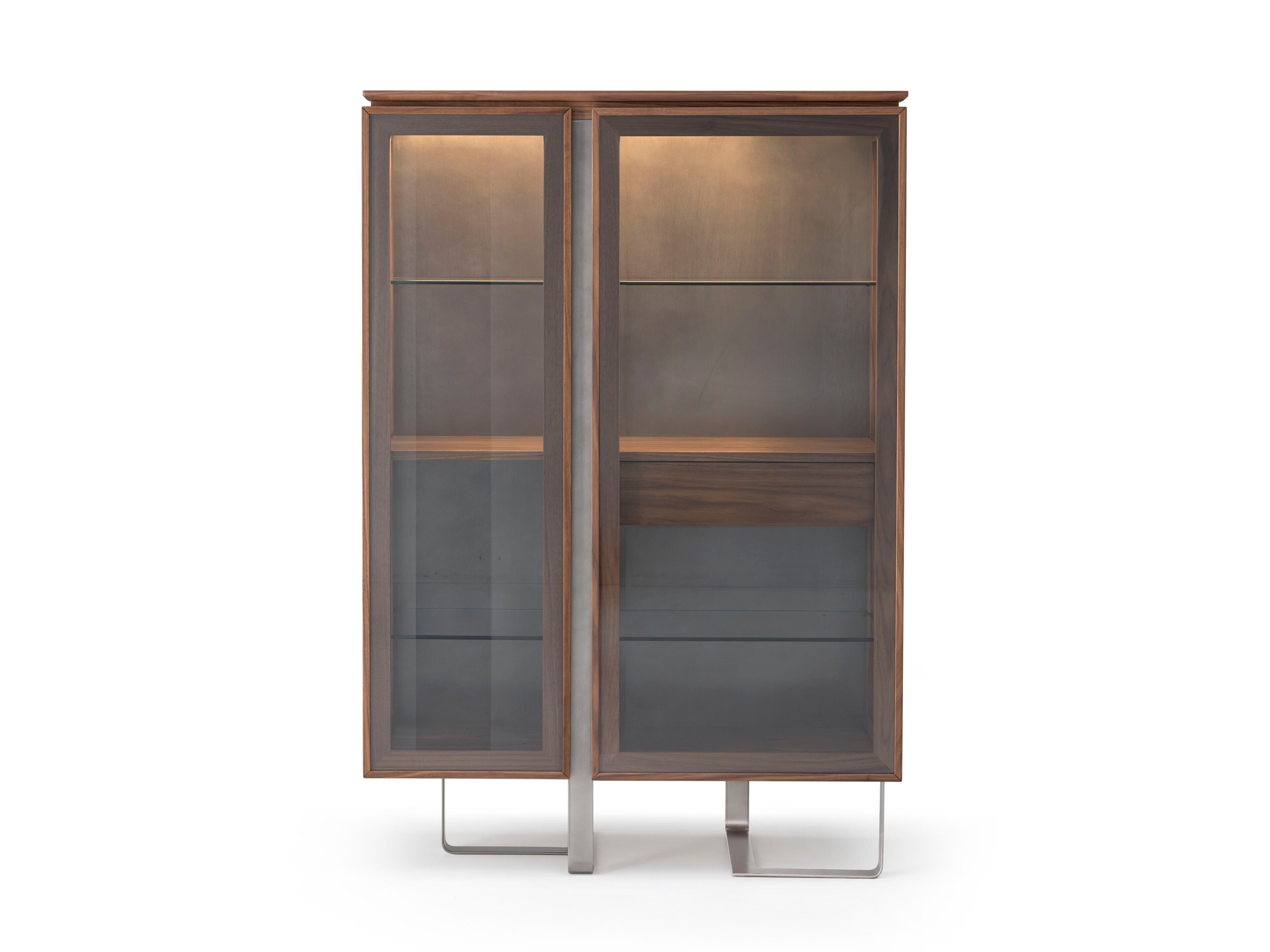 Витрина с 2 дверцами и внутренними стеклянными полками Arte Brotto Leonardo ARCH-00102346