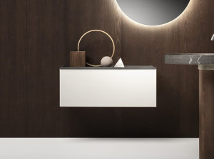 Подвесной шкаф для ванной комнаты