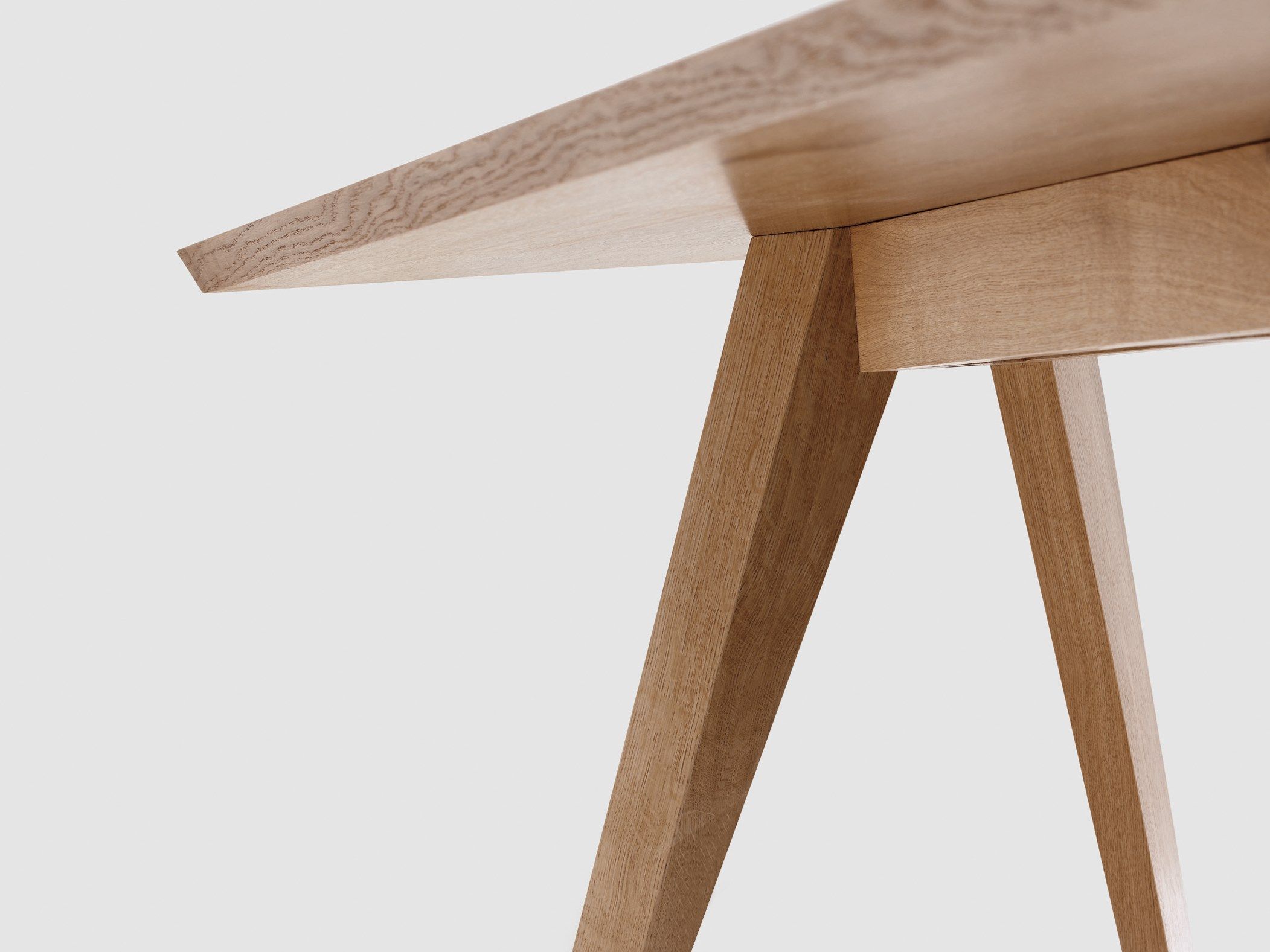 Прямоугольный обеденный стол из массива дерева ZEITRAUM ужин ARCH-00148398 - Вид №2