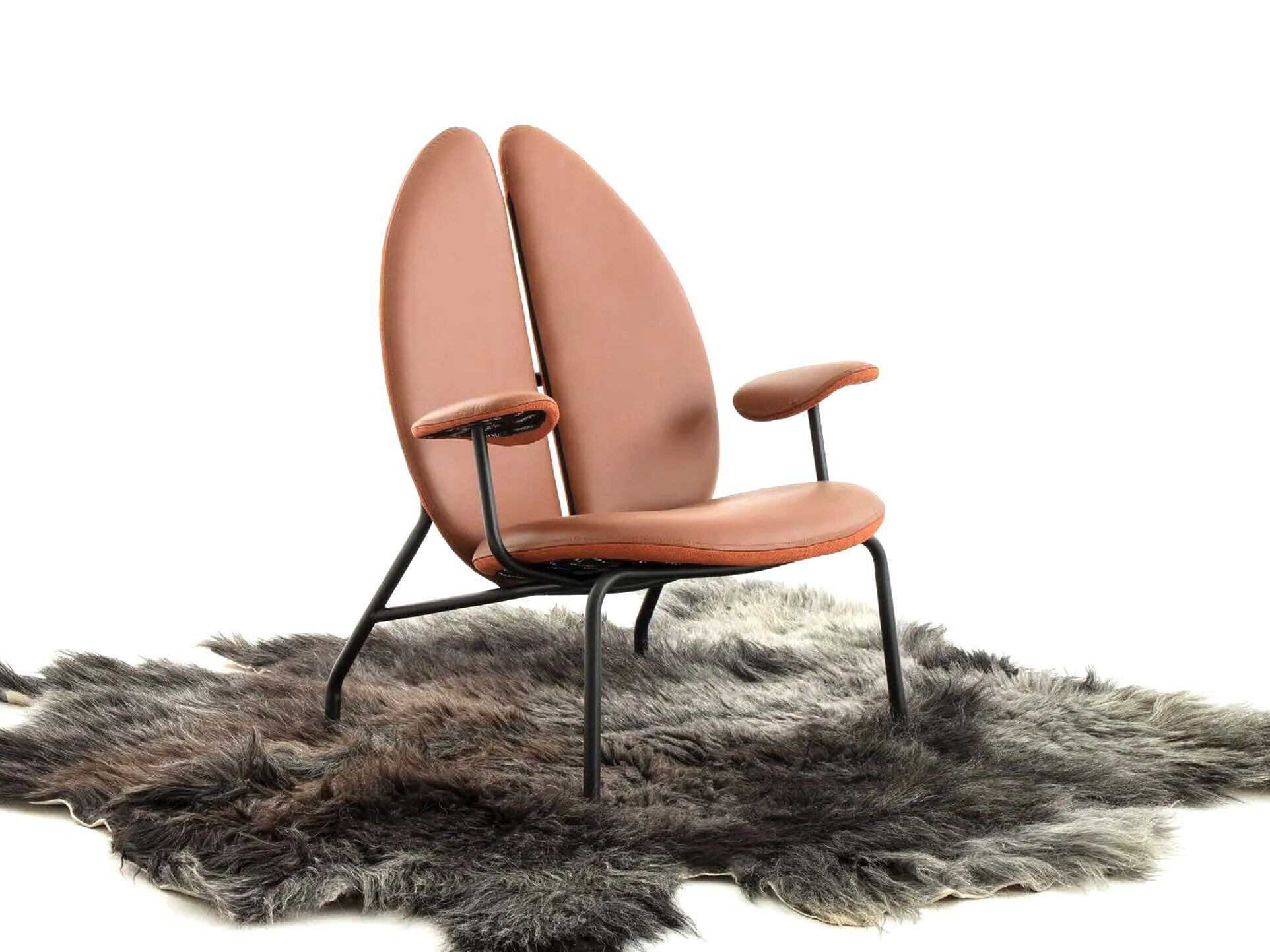 Кожаное кресло с подлокотниками KVN Design Furniture Nomadic ARCH-00013536 - Вид №1