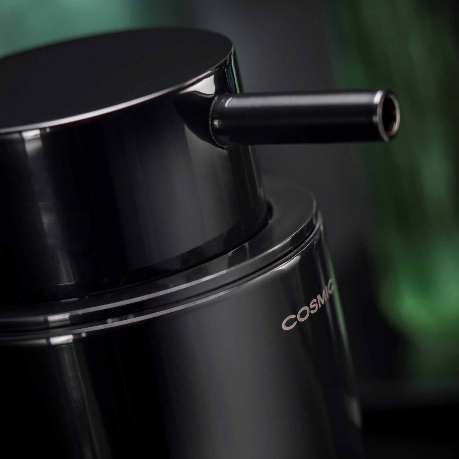 Настенный дозатор мыла из нержавеющей стали Cosmic Black &amp ARCH-00077487 - Вид №6