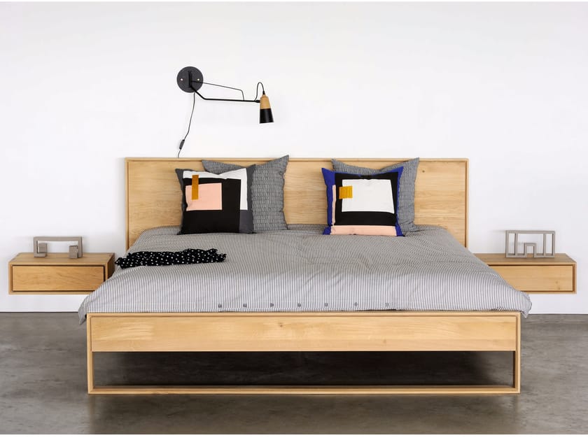 Дубовая двуспальная кровать Ethnicraft Nordic ARCH-00042046