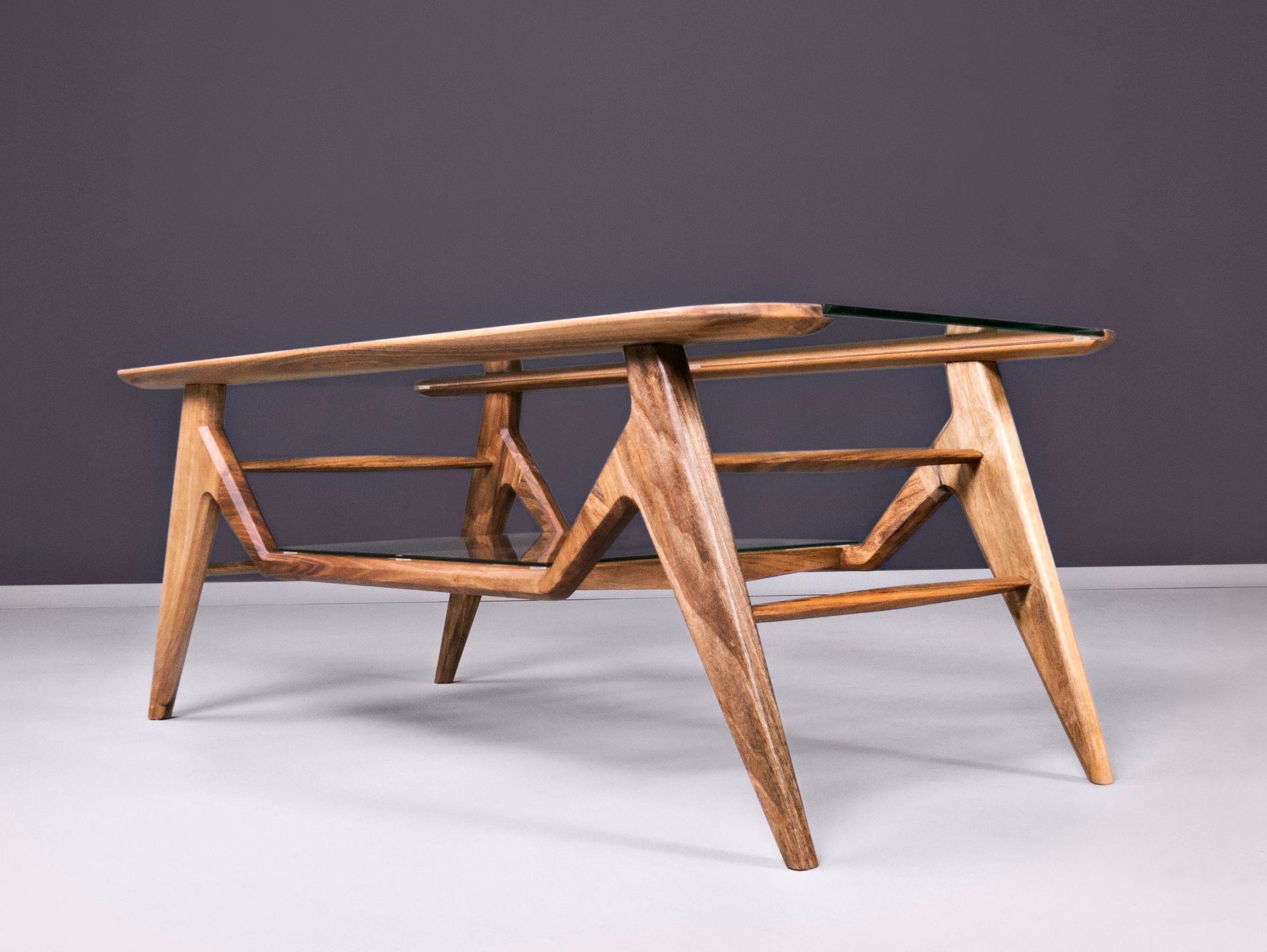 Низкий журнальный столик из дерева и стекла с отсеком для хранения HOOKL und STOOL Lipa ARCH-00141727