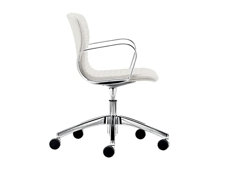 Кожаный мягкий поворотный операционный стул с подлокотниками VAGHI Union Guest ARCH-00144853 - Вид №1