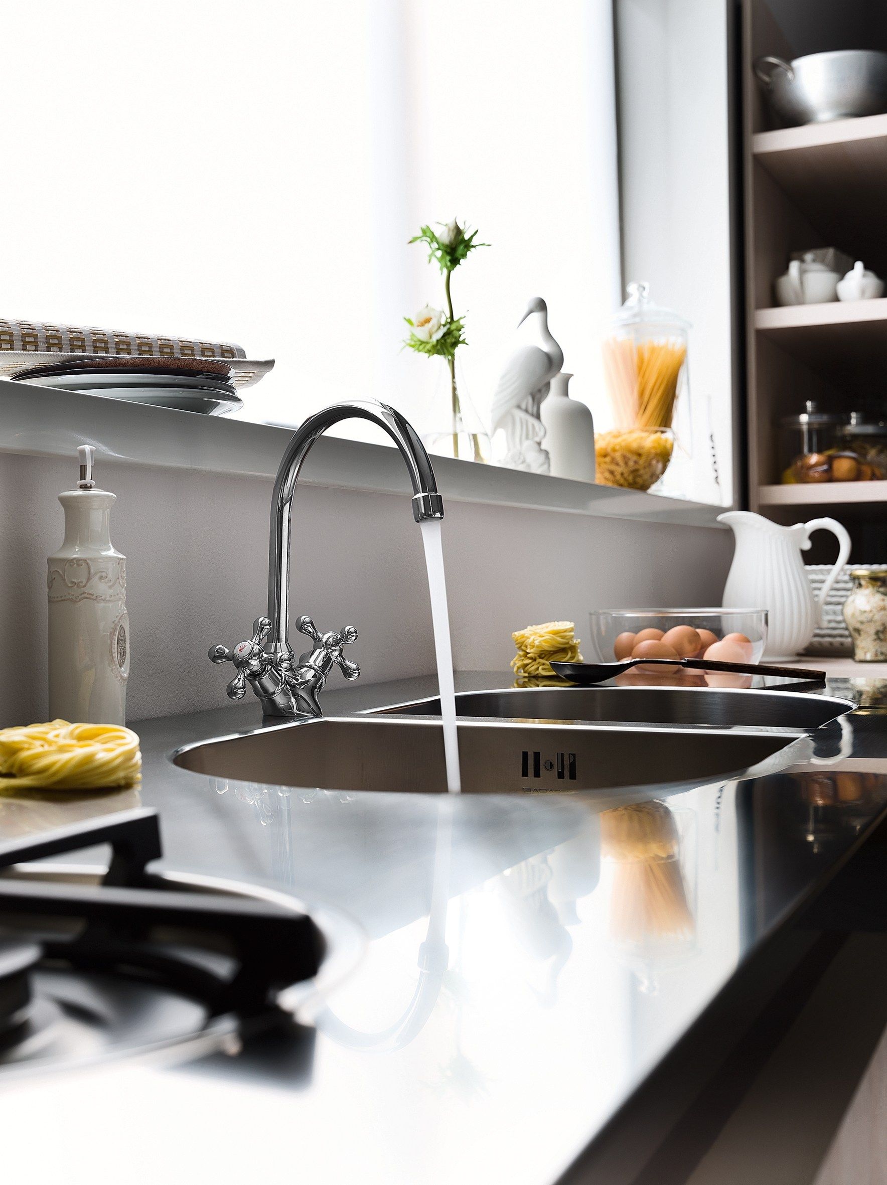 Одно отверстие столешница кухонный кран с поворотным изливом Nobili Grace ARCH-00044890 - Вид №3