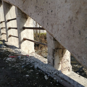 Раствор на основе антикоррозионных цементных связующих