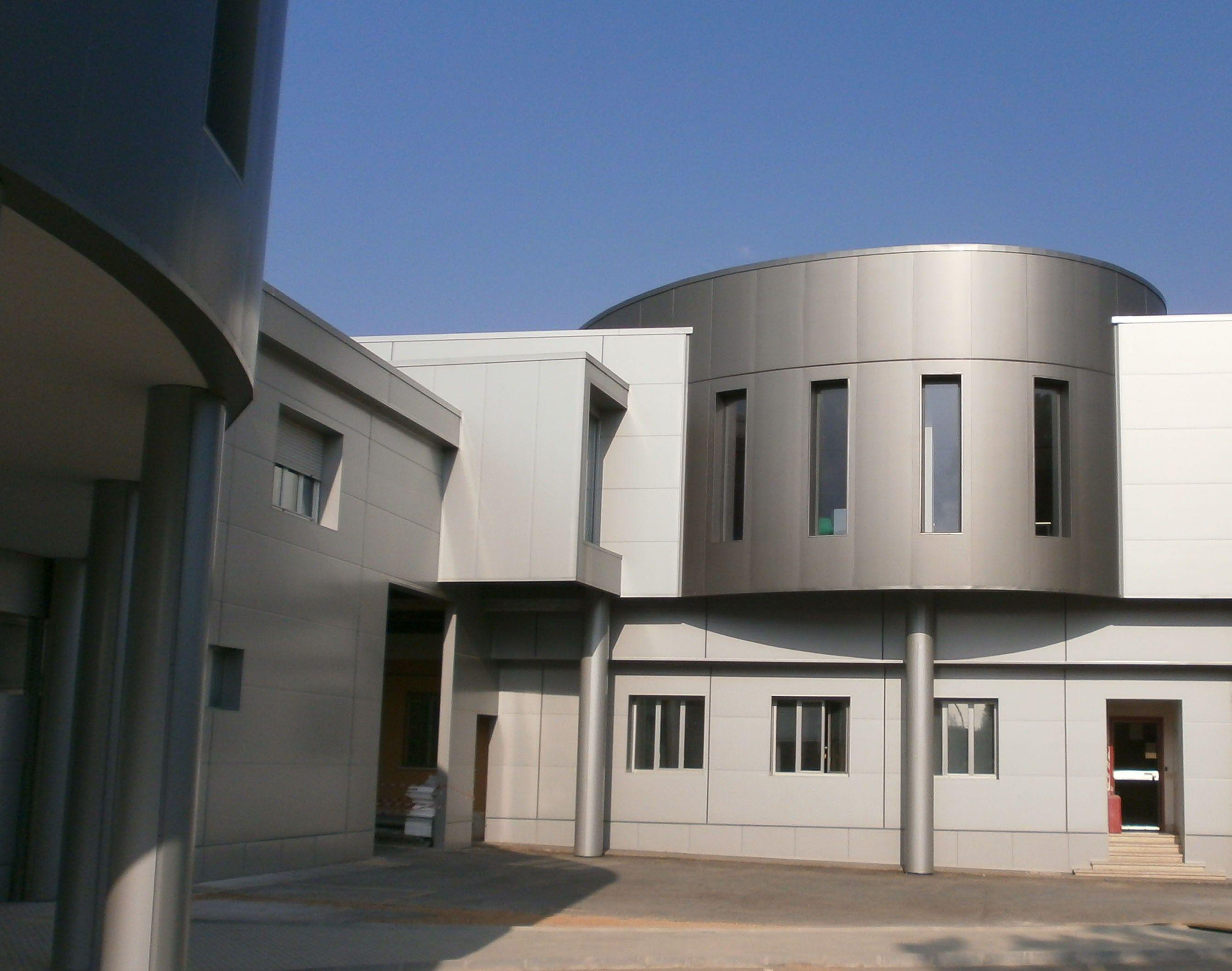 Изолированная металлическая панель для фасада ELCOM SYSTEM ТЕРМОПАРЕТЫ® ARCH-00037807 - Вид №130