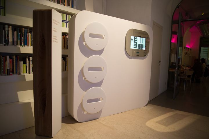 Sfere, радиатор Cordivari Design, подписанный Симоне Микели